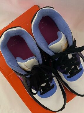 Nike Air Max 90,Youth Eggplant/Fuchsia Sneakers